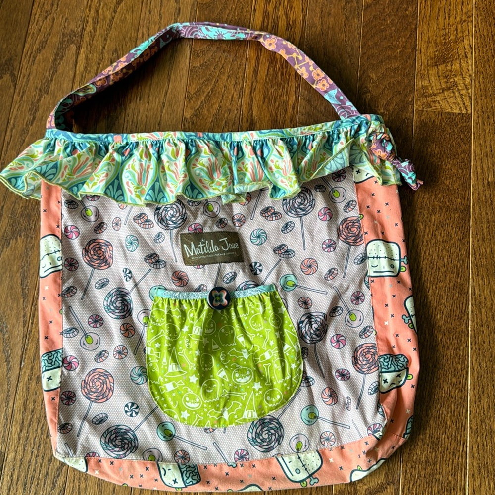 Matilda Jane platinum Halloween trick or treat bag tote candy
